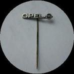 OPEL speldje, logo en letters, Verzamelen, Speldjes, Pins en Buttons, Ophalen of Verzenden, Zo goed als nieuw, Speldje of Pin
