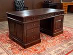 Klassiek Engels bureau (partnerdesk) #495, Ophalen of Verzenden, Zo goed als nieuw, Bureau
