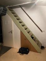 Vaste zoldertrap, Doe-het-zelf en Verbouw, Ladders en Trappen, Ophalen, Gebruikt, Trap, 2 tot 4 meter
