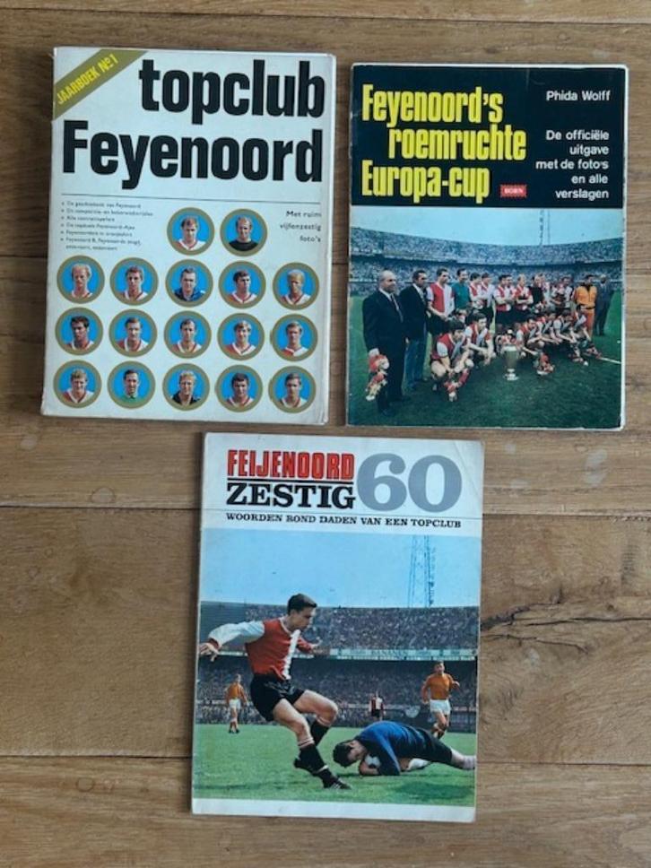 Feyenoord boeken, Boeken, Sportboeken, Gelezen, Balsport, Ophalen of Verzenden