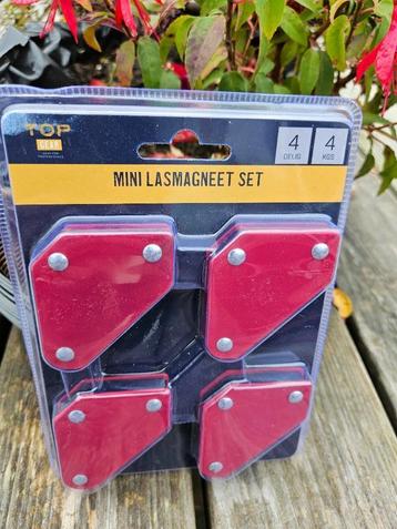 Mini lasmagneet set 4-delig  €  6,00 beschikbaar voor biedingen
