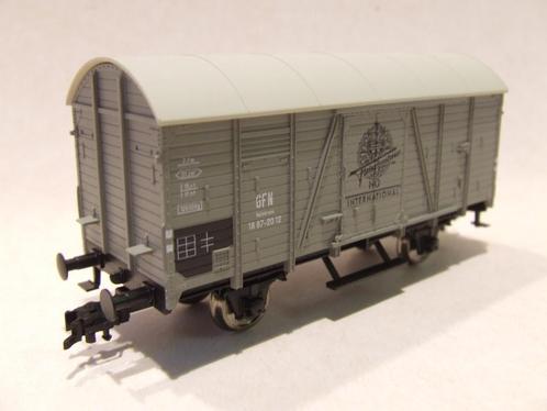 FLEISCHMANN 5330 05, gesloten goederenwagen, 2 assig, grijs,, Hobby en Vrije tijd, Modeltreinen | H0, Nieuw, Wagon, Gelijkstroom of Wisselstroom