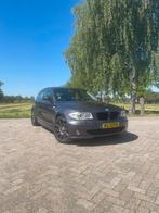 BMW 1-Serie 2.0 120I AUT 2005 Grijs, Auto's, BMW, Achterwielaandrijving, 1995 cc, 4 cilinders, 150 pk