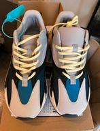 Yeezy Wave Runner 700 - Maat 42 - Nieuw, Kleding | Heren, Schoenen, Ophalen of Verzenden, Nieuw, Overige kleuren, Sneakers of Gympen