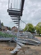 Wenteltrap hoog 3.6mtr nob108, Doe-het-zelf en Verbouw, Ladders en Trappen, Ophalen, Gebruikt, 2 tot 4 meter