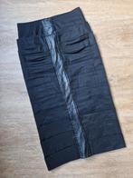 Lange, zwarte rok met stroken van ZA-EK NIEUW Maat 36, Kleding | Dames, Rokken, ZA-EK, Zwart, Nieuw, Ophalen of Verzenden