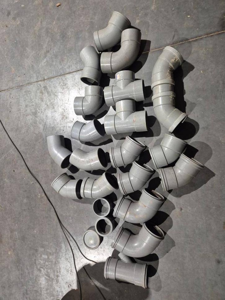 PVC Koppelstukken - 125, Doe-het-zelf en Verbouw, Buizen en Afvoer, Bochten, Pvc, Minder dan 2 meter, 80 mm of meer, Ophalen of Verzenden
