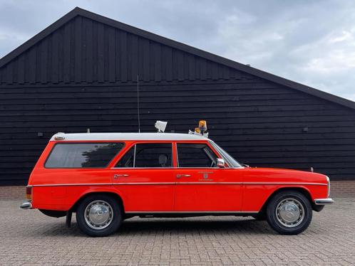 Mercedes-Benz 230.6 Rettungswagen Stadt Sindelfingen, Auto's, Oldtimers, Bedrijf, Te koop, Mercedes-Benz, Benzine, Stationwagon
