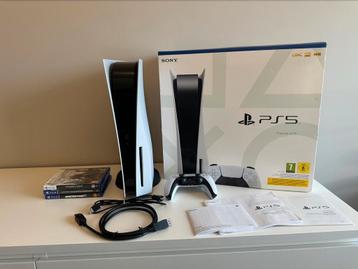Nette PlayStation 5 Disc Edition + controller en 3 games beschikbaar voor biedingen