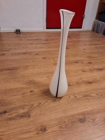 Murano Vaas Wit met Zwarte Streep - 65cm beschikbaar voor biedingen