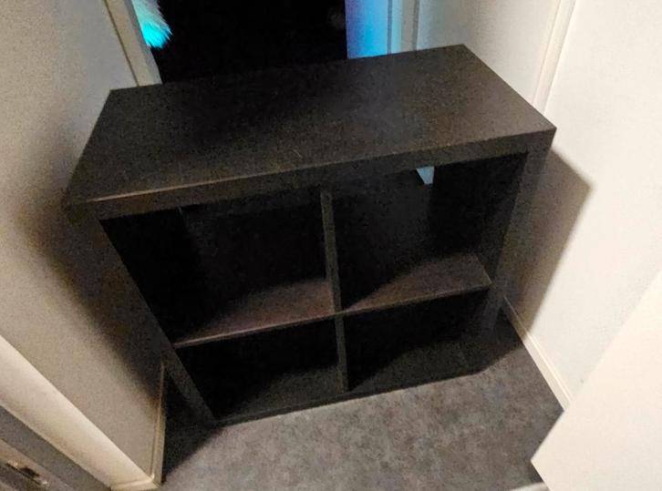 IKEA KALLAX 2x2 kast – strak, stevig en praktisch, Huis en Inrichting, Kasten | Televisiemeubels, Gebruikt, 25 tot 50 cm, Ophalen