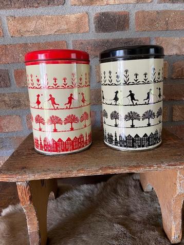 Vintage set van 2 Tomado blikken  beschikbaar voor biedingen