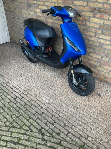 Te Koop Zip beschikbaar voor biedingen
