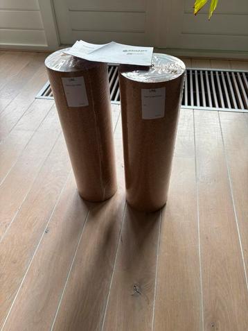 Kurkbehang a 2 rollen (aanschafprijs €100,-) nu €40,- beschikbaar voor biedingen