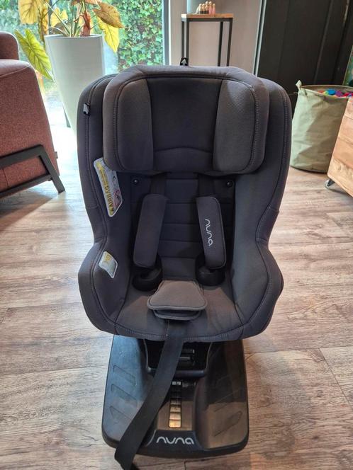 Nuna Rebl Autostoel - 360 Graden Draaibaar, Kinderen en Baby's, Autostoeltjes, Gebruikt, Overige merken, 0 t/m 18 kg, Isofix, Verstelbare rugleuning