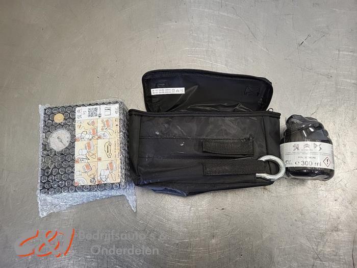 Bandenpomp van een Opel Combo, Auto-onderdelen, Overige Auto-onderdelen, Opel, Gebruikt, 3 maanden garantie, Ophalen of Verzenden