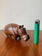 Oud / vintage tropisch hardhout beeldje nijlpaard hippo, Ophalen of Verzenden