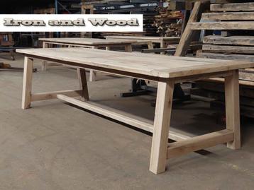 Robuuste kloostertafel op maat - stoere oud eiken wagondelen beschikbaar voor biedingen