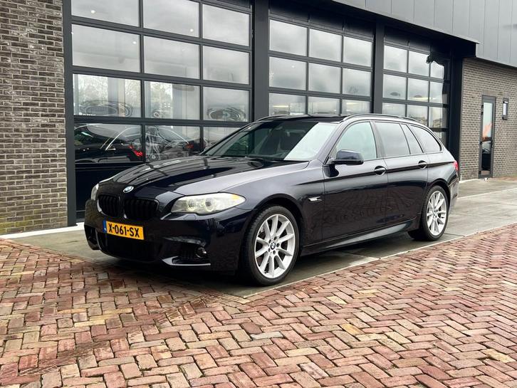 BMW 5-serie Touring 525xd High Executive | Pano | Carplay |, Auto's, BMW, Bedrijf, Te koop, 5-Serie, 360° camera, 4x4, ABS, Achteruitrijcamera