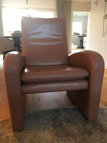 Leren design fauteuil beschikbaar voor biedingen