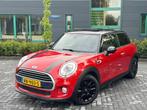 Mini Mini 1.5 Cooper Pepper Serious Business | PANO | NAP !, Auto's, Voorwielaandrijving, 136 pk, Gebruikt, Euro 6