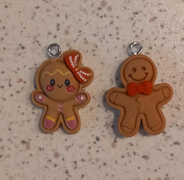 Gingerbread poppetjes bedel "nieuw", Hobby en Vrije tijd, Kralen en Sieraden maken, Nieuw, Bedel, Ophalen of Verzenden