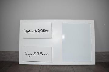 Notitie wandbord beschikbaar voor biedingen