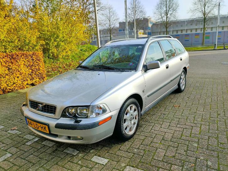 Volvo V40 1.8 2002 Grijs, Auto's, Volvo, Particulier, V40, ABS, Airbags, Airconditioning, Boordcomputer, Climate control, Cruise Control