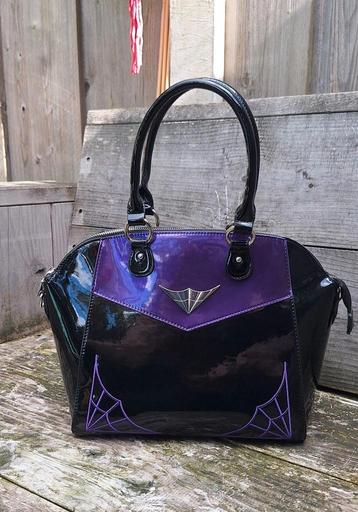 Banned gothic handtas beschikbaar voor biedingen