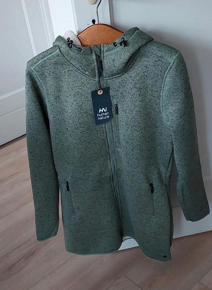 Groen gevoerd fleece damesvest/damesjas. Nieuw.
Kadotip., Kleding | Dames, Truien en Vesten, Nieuw, Maat 42/44 (L), Groen, Ophalen of Verzenden