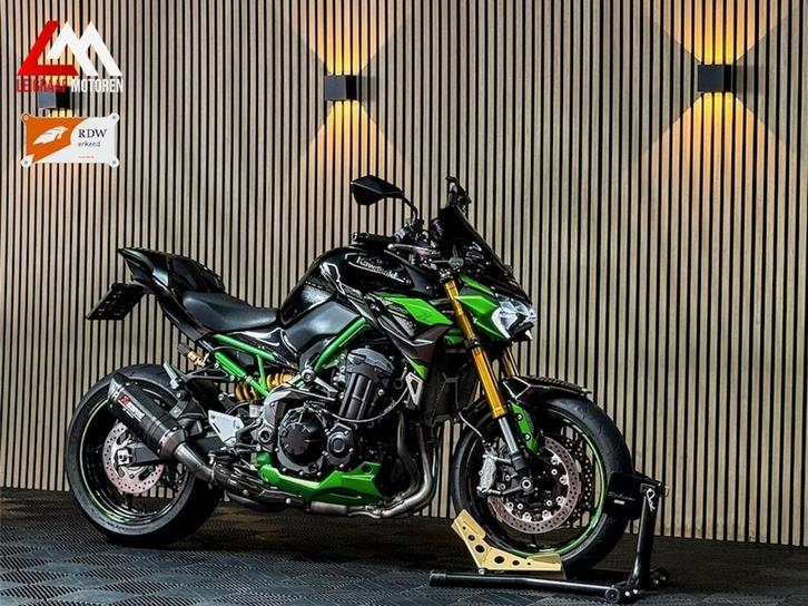 KAWASAKI Z900 SE PERFORMANCE - Akra - Brembo - Nieuwstaat, Motoren, Motoren | Kawasaki, Bedrijf, Naked bike, meer dan 35 kW, 4 cilinders