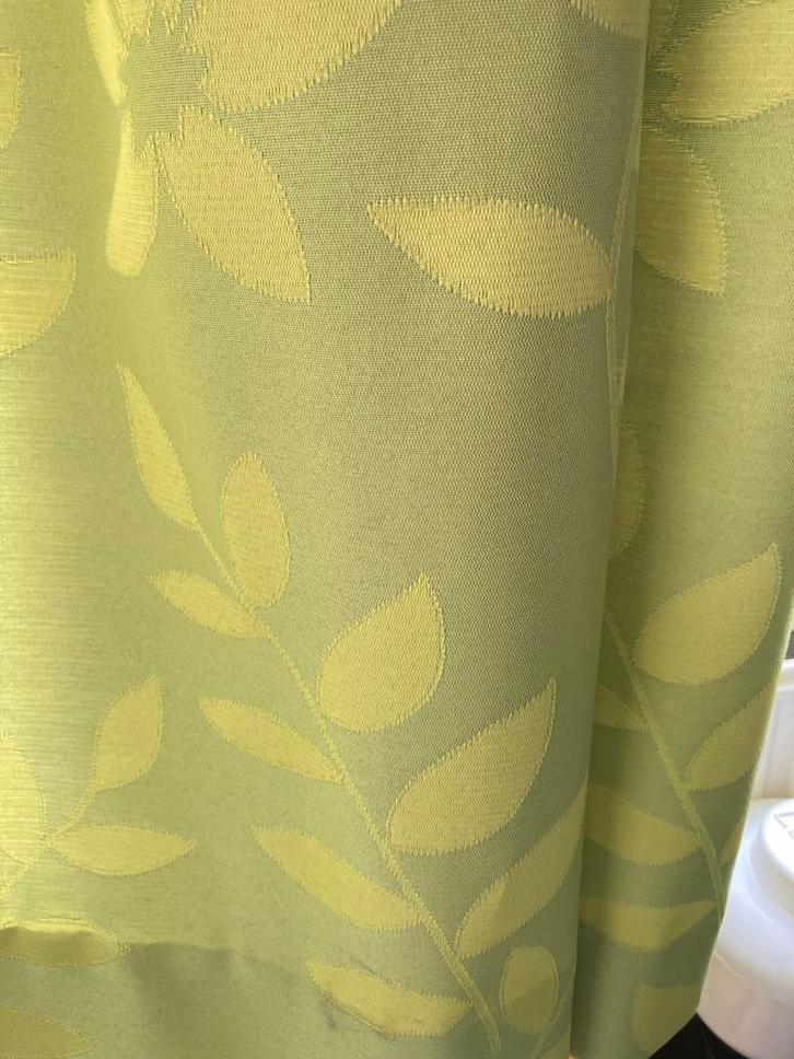 Mooie Gordijnen - groen, Huis en Inrichting, Stoffering | Gordijnen en Lamellen, Zo goed als nieuw, 200 cm of meer, 100 tot 150 cm