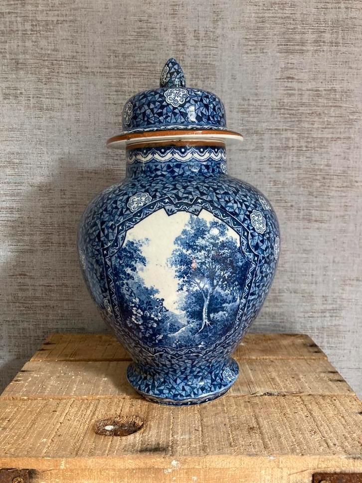 Dekselvaas (1) Villeroy & Boch Bonn Flamand (1874 - 1909), Antiek en Kunst, Antiek | Vazen, Ophalen of Verzenden