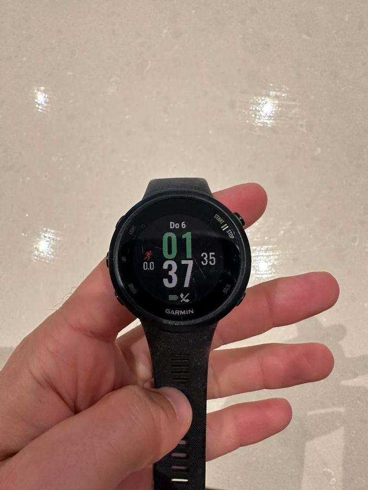 Garmin Forerunner 45 GPS sporthorloge, Sieraden, Tassen en Uiterlijk, Sporthorloges, Zo goed als nieuw, Android, Zwart, GPS, Ophalen of Verzenden