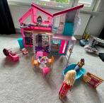 Barbie Droomhuis met veel accessoires en bijzondere poppen, Ophalen, Zo goed als nieuw, Poppenhuis