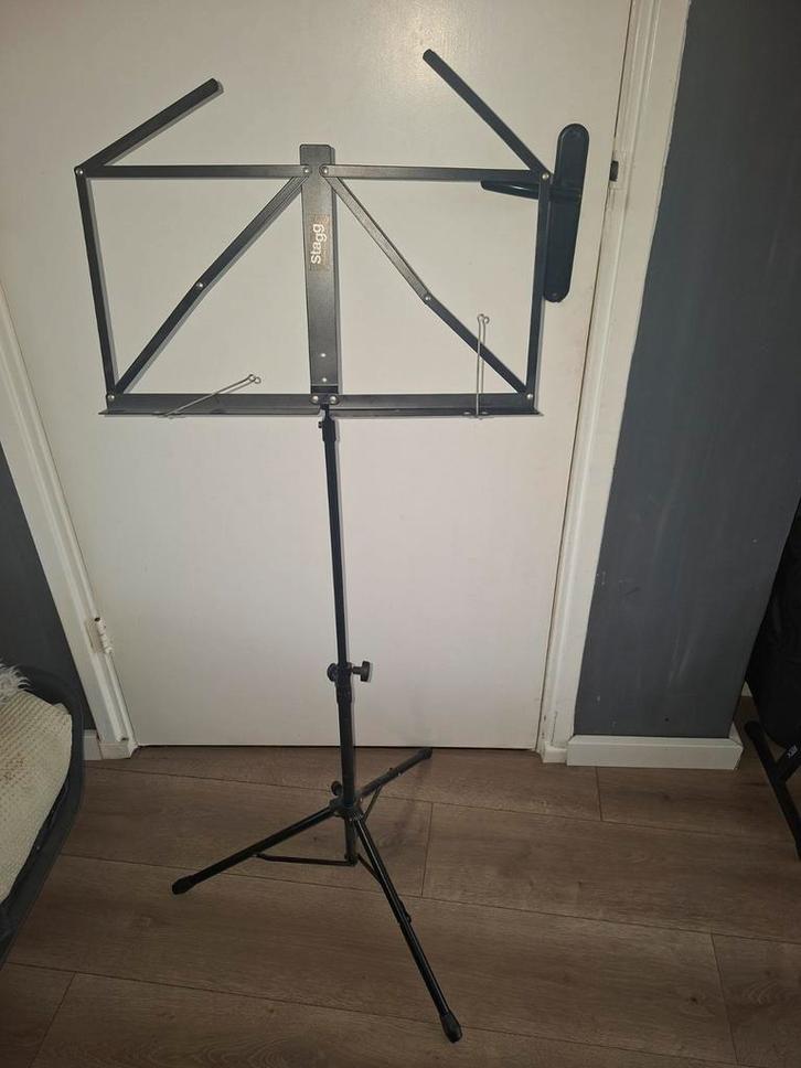 Muziekstandaard voor bladmuziek, Muziek en Instrumenten, Standaards, Gebruikt, Muziekstandaard, Accordeon, Cello, Contrabas, Drums of Percussie