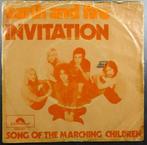 Vinyl single Earth & Fire - Invitation - € 2,00, Gebruikt, 7 inch, Single, Ophalen of Verzenden