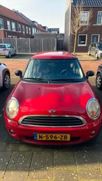 Mini 1.4 16V ONE 2010 Rood, Auto's, Mini, Voorwielaandrijving, 4 cilinders, 4 stoelen, 19 km/l