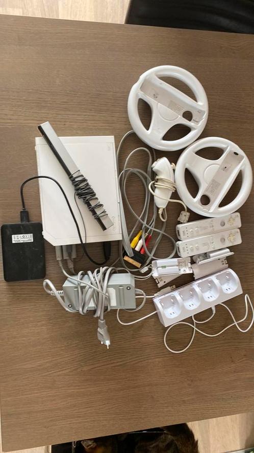 wii met harde schrijf, Spelcomputers en Games, Spelcomputers | Nintendo Wii, Zo goed als nieuw, Ophalen