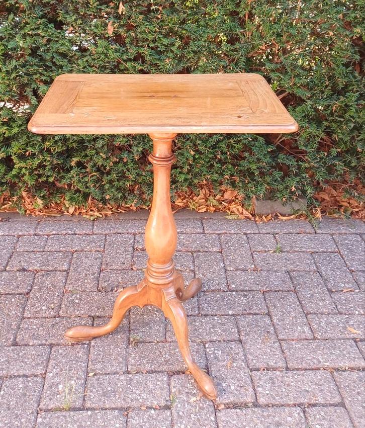 Antiek Wijntafeltje, Antiek en Kunst, Antiek | Meubels | Tafels, Ophalen of Verzenden