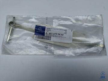 NOS Slang brandstofretour Mercedes-Benz W124 W201 diesel OM6 beschikbaar voor biedingen