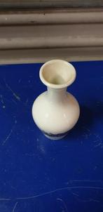vaasje wit aardewerk, Ophalen of Verzenden, 'T Olde Gre-j, Info@toldegrej.nl, Endepoelstraat 20f Didam