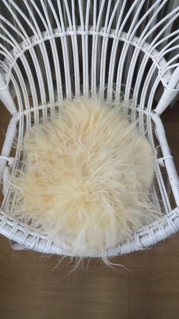 wol, handgevilt tuinstoel kussen, Hongaarse Racka, 35x47cm beschikbaar voor biedingen