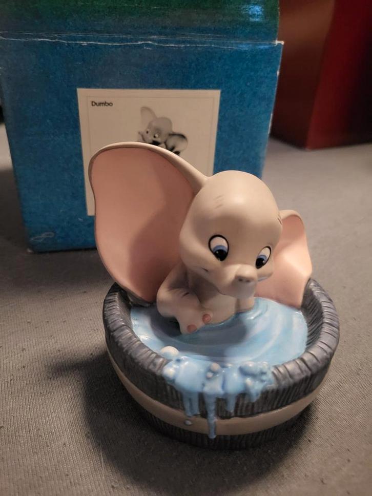 WDCC Dumbo Beeldje - Simply Adorable, Verzamelen, Diddl, Nieuw, Beeldje of Figuurtje, Overige figuren, Ophalen of Verzenden