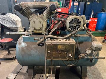 Grasso Compressor - 300 Liter Tank beschikbaar voor biedingen