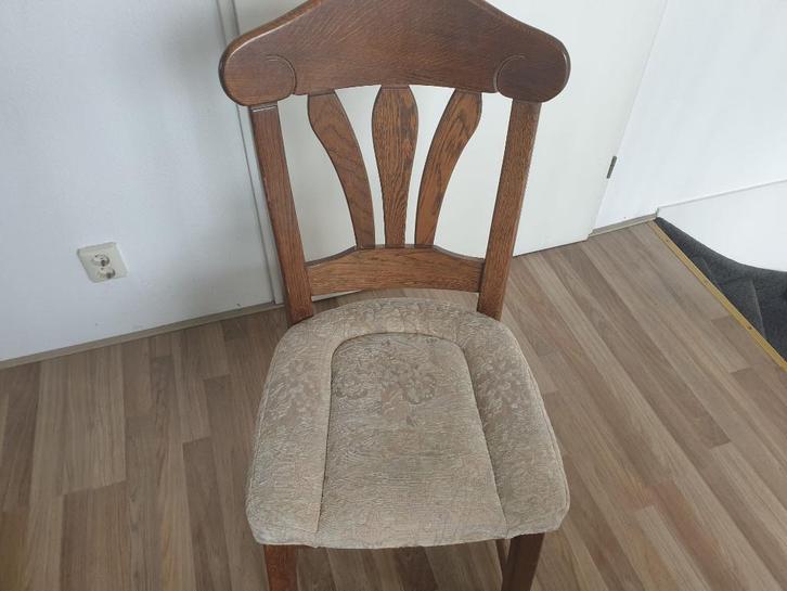 4x zeer nette eetkamerstoelen gestoffeerd, Huis en Inrichting, Stoelen, Zo goed als nieuw, Vier, Hout, Stof, Grijs, Ophalen