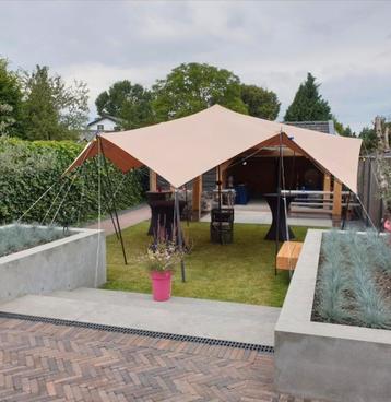 Strechtent / partytent / festivaltent / feesttent huren beschikbaar voor biedingen