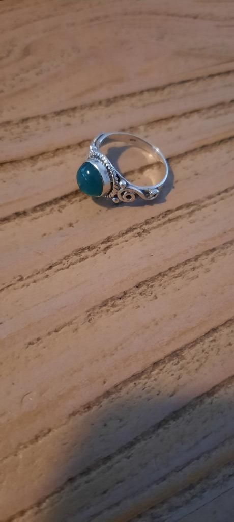 Antieke zilveren ring met jade, maat 16,5., Sieraden, Tassen en Uiterlijk, Antieke sieraden, Ring, Zilver, Met edelsteen, Ophalen of Verzenden