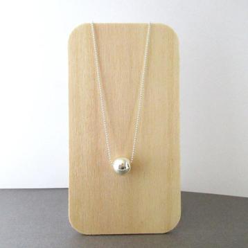 Prachtige Parelketting met 1 solo parel (Size:42/45/50cm) beschikbaar voor biedingen