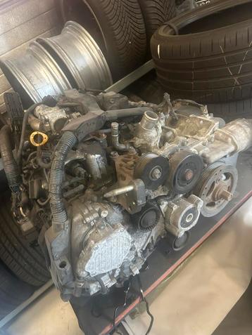 DIESEL ENGINE : Toyota Rav4 2.2 DIESEL motorblok INCL bon! beschikbaar voor biedingen